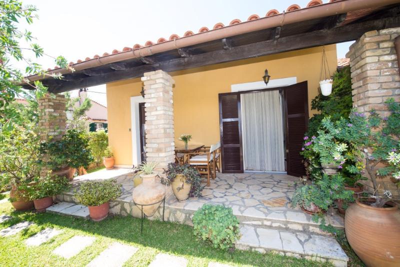 Villa Tina 阿查拉维 外观 照片