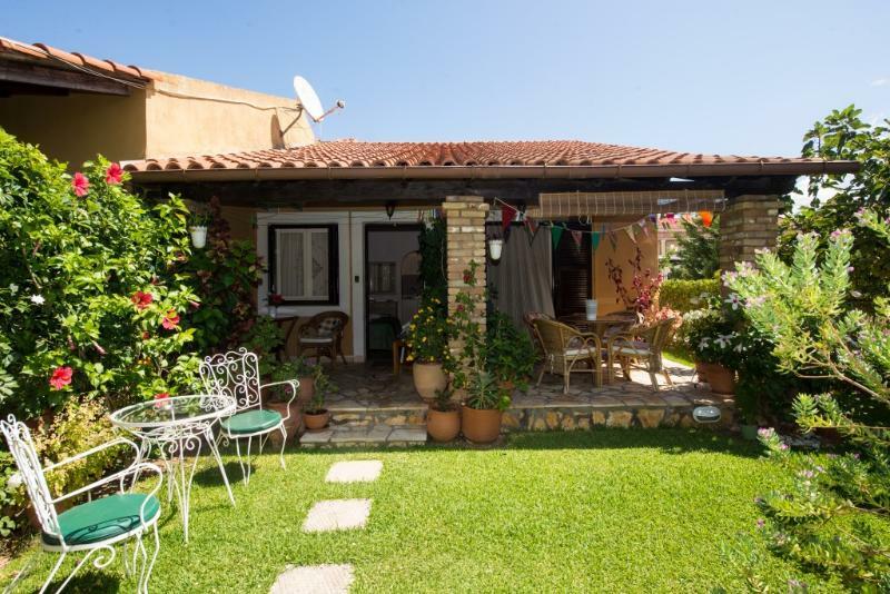 Villa Tina 阿查拉维 外观 照片
